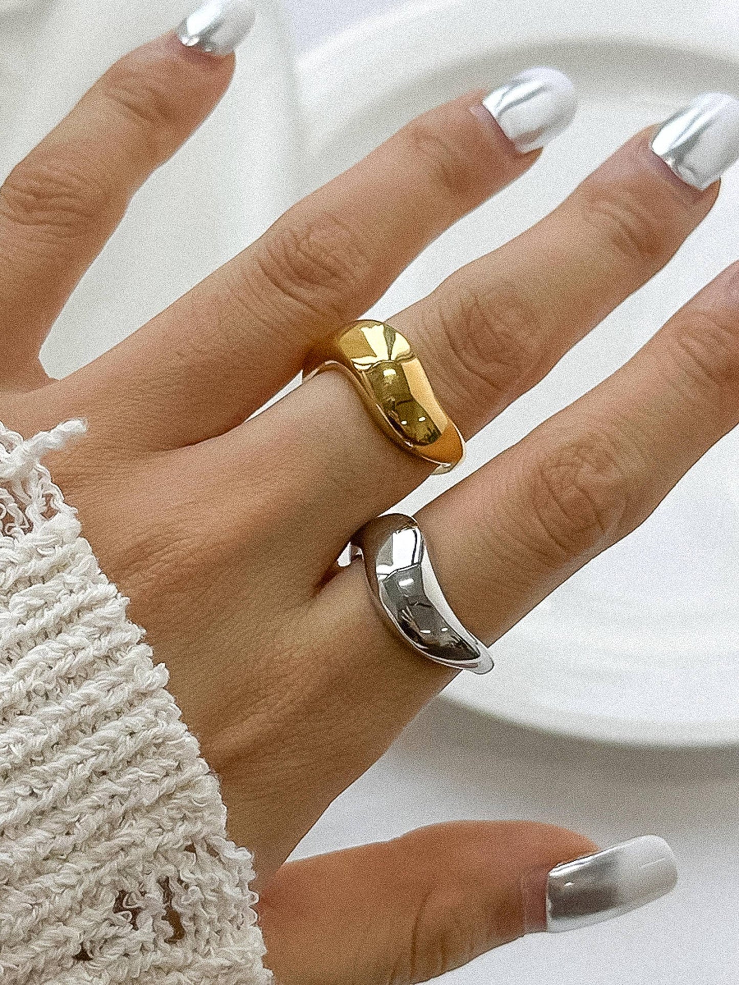 Classic Wavy Ring