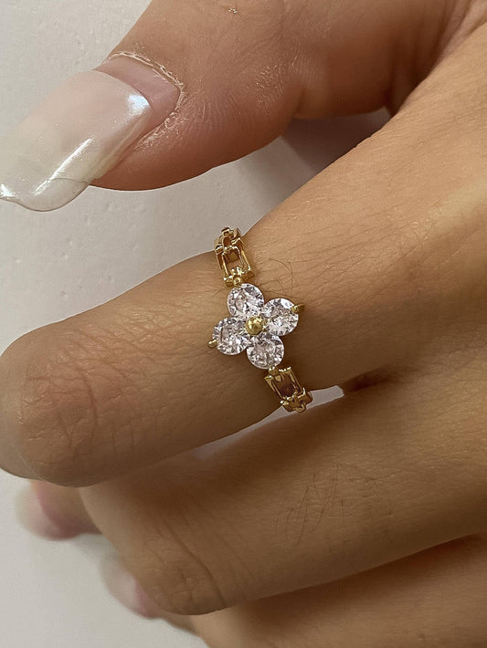 18K Gold Flower Chain Ring