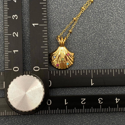 Scallop Charm Necklace