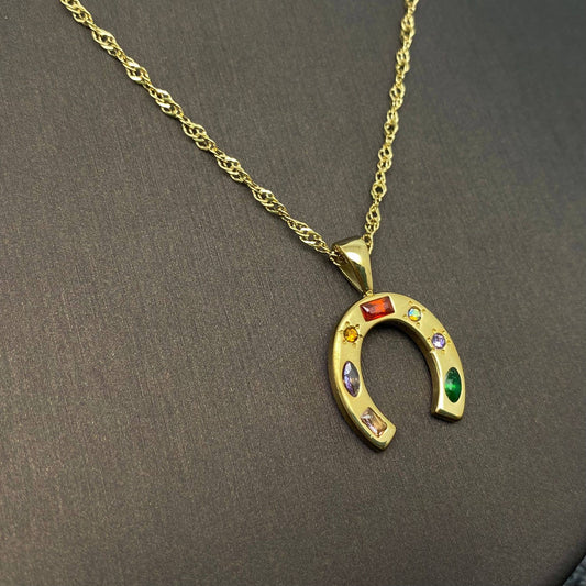 Horseshoe Necklace