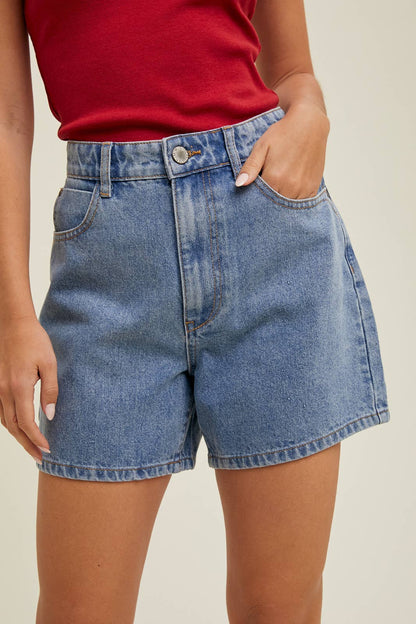 MOM SHORTS