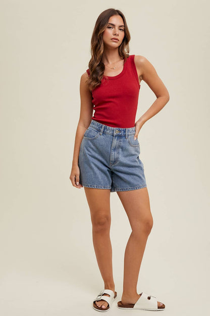 MOM SHORTS