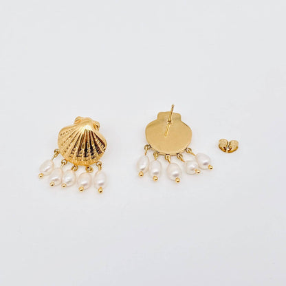 Shell Pearl Earrings