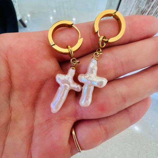 Pearl Cross Huggies