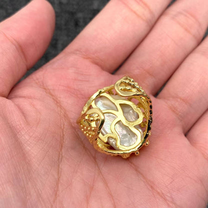 Inlaid Pearl Ring